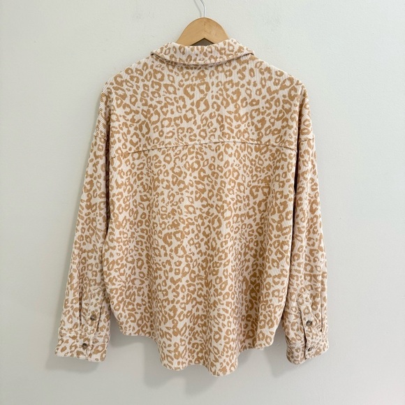 Wishlist Animal Print Corduroy Shacket - Picture 3 of 7
